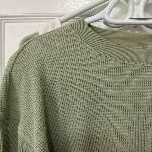 Aritzia TNA Waffle Crew Boxy Longsleeve Top - Silver Sage Green - Picture 2 of 4